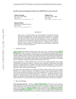 Low-Rank Projections of GCNs Laplacian
