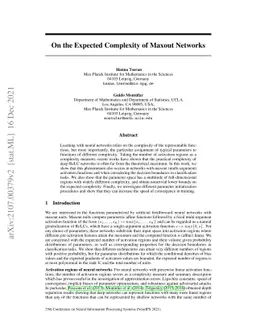 On the Expected Complexity of Maxout Networks