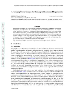 Leveraging Causal Graphs for Blocking in Randomized Experiments