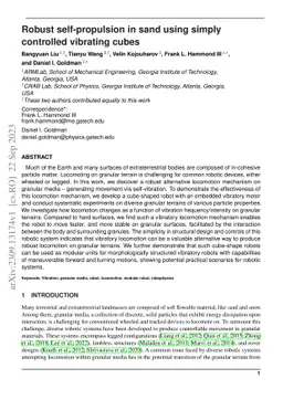 Robust self-propulsion in sand using simply controlled vibrating cubes